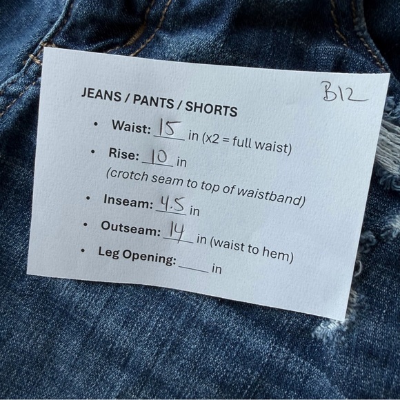 Universal Thread Light Blue Distressed Jean Shorts women’s size 4/27 - Picture 5 of 6